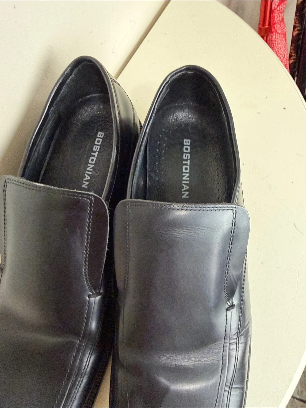 (2382) Bostonian Black Slip-On Leather Dress Loafers, Size: 11M